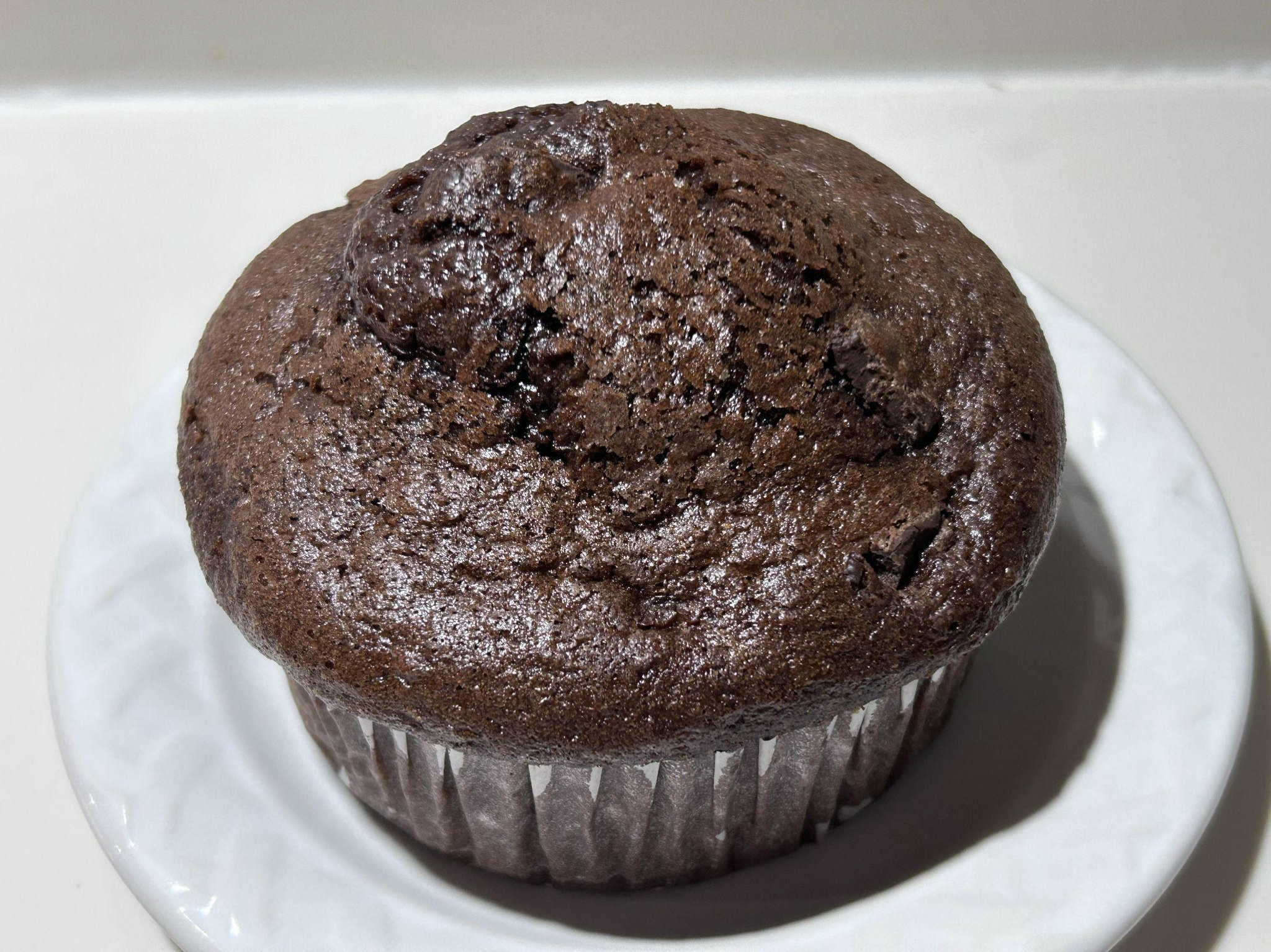 Blueberry muffins (6) in the box